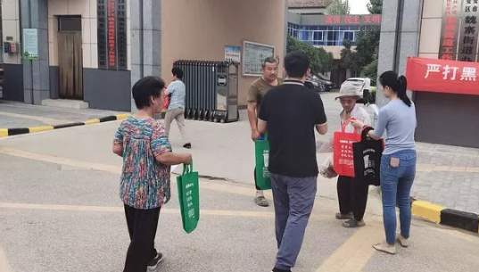 拉萨市无纺布袋上的“大文章”